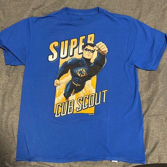 Cub Scout class B - size youth large - Picture 1 of 1